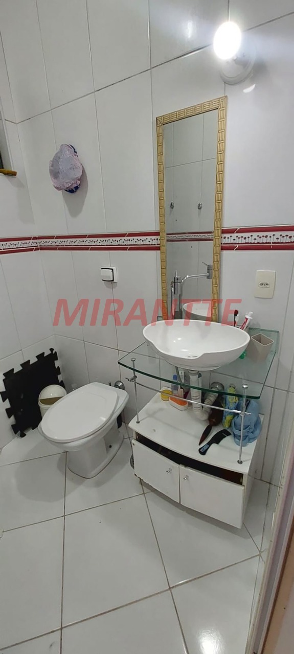 Sobrado de 120m² com 2 quartos em Jardim Tremebé