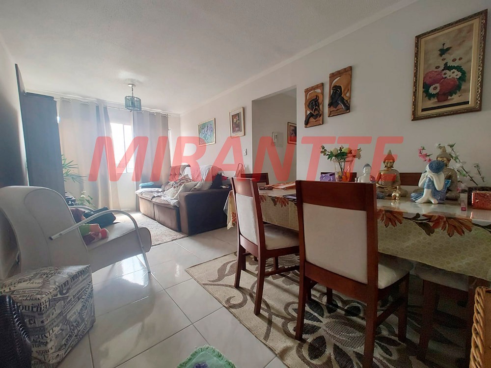 Apartamento de 58m² com 2 quartos em Barro Branco