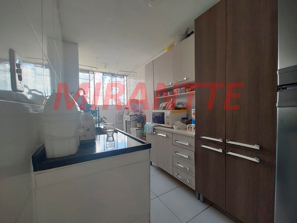 Apartamento de 58m² com 2 quartos em Barro Branco