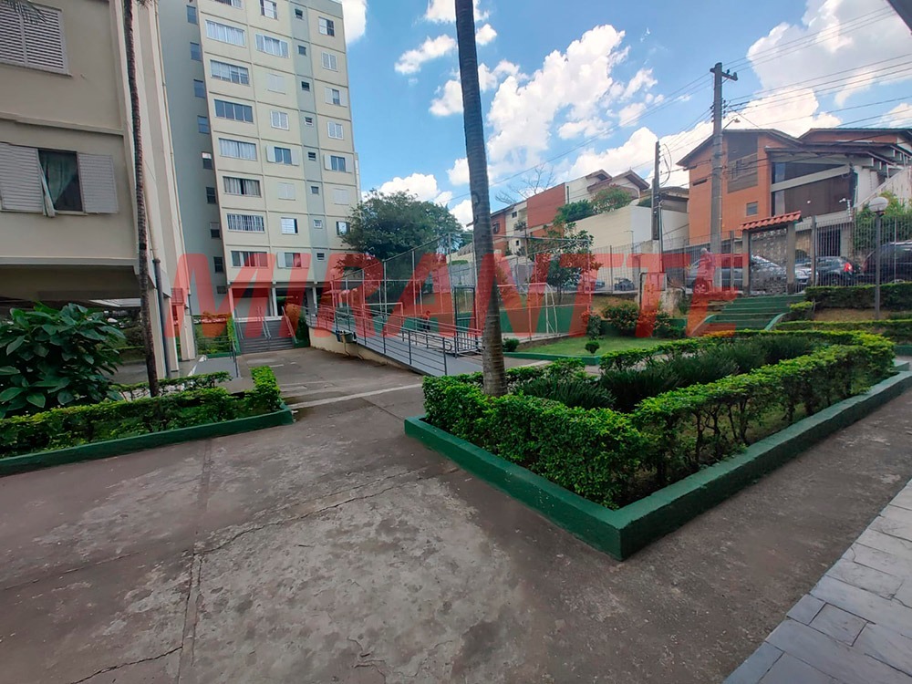 Apartamento de 58m² com 2 quartos em Barro Branco