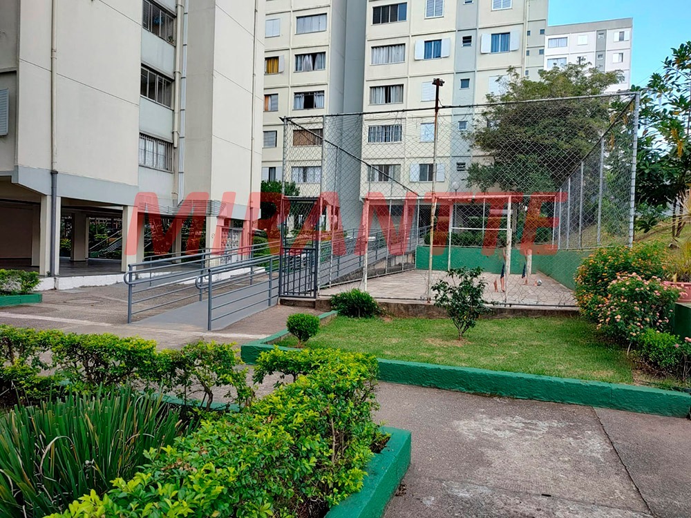 Apartamento de 58m² com 2 quartos em Barro Branco
