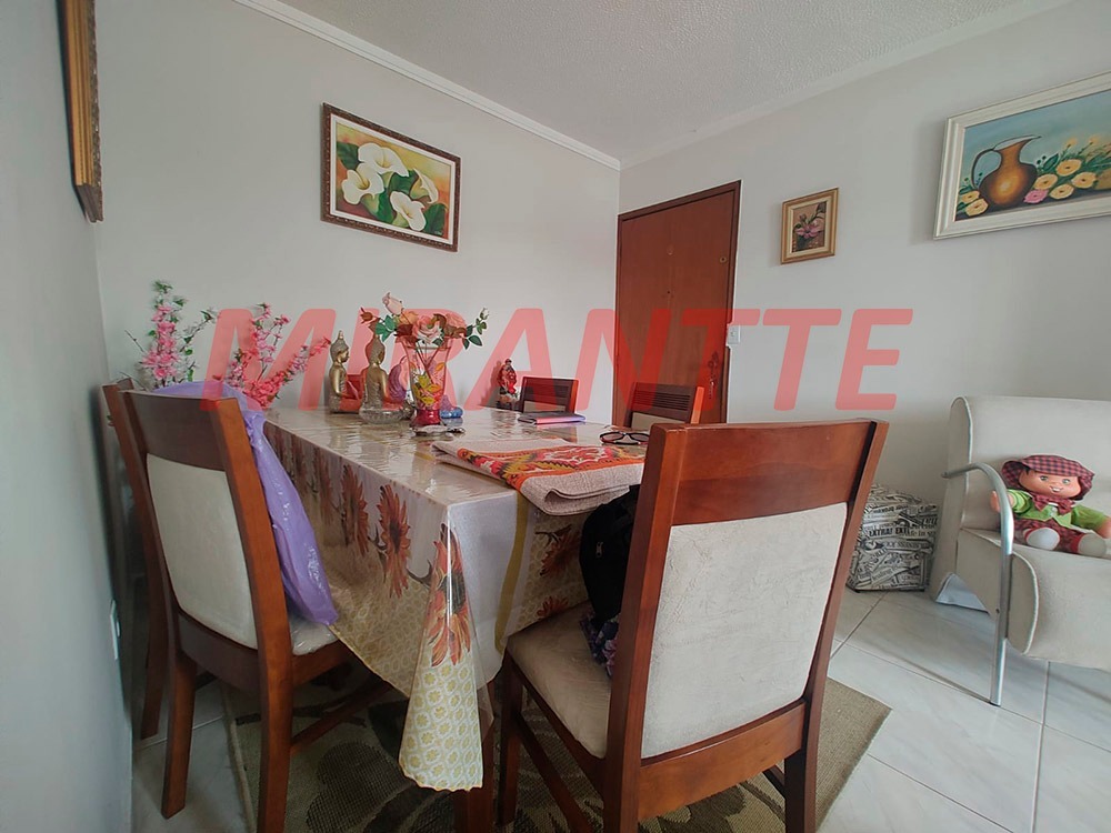 Apartamento de 58m² com 2 quartos em Barro Branco