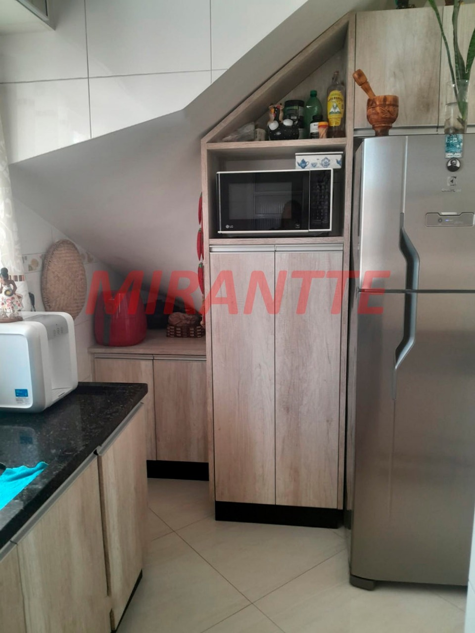 Cond. fechado de 60m² com 2 quartos em Jardim Yara