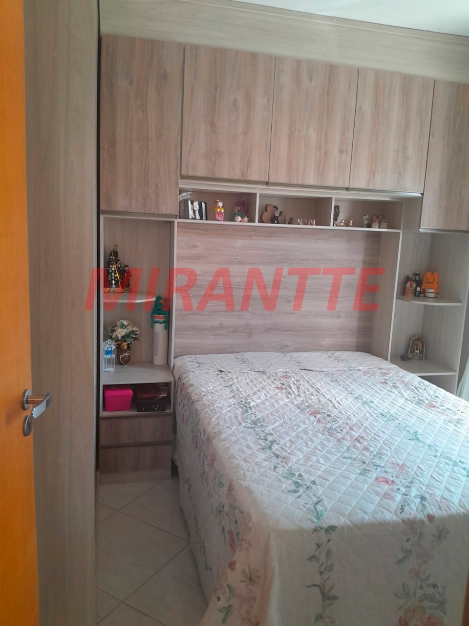 Cond. fechado de 60m² com 2 quartos em Jardim Yara