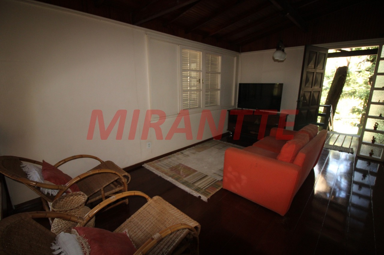 ChÁcara de 350m² com 4 quartos em Olho Dágua