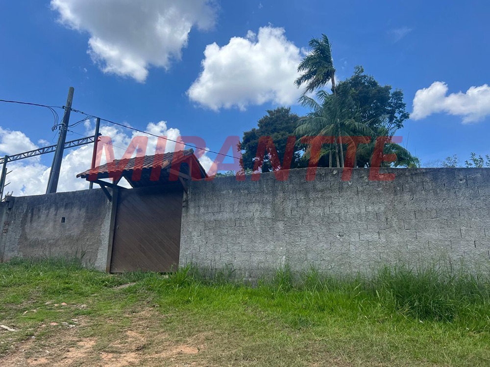 ChÁcara de 400m² com 2 quartos em Chácaras Maristela