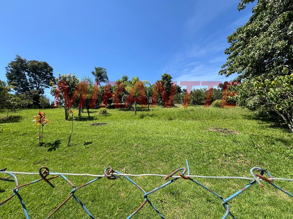 ChÁcara de 400m² com 2 quartos em Chácaras Maristela