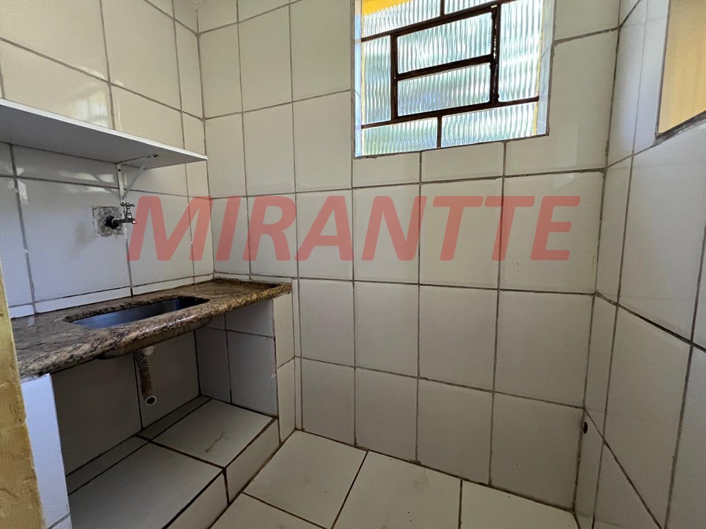 ChÁcara de 400m² com 2 quartos em Chácaras Maristela
