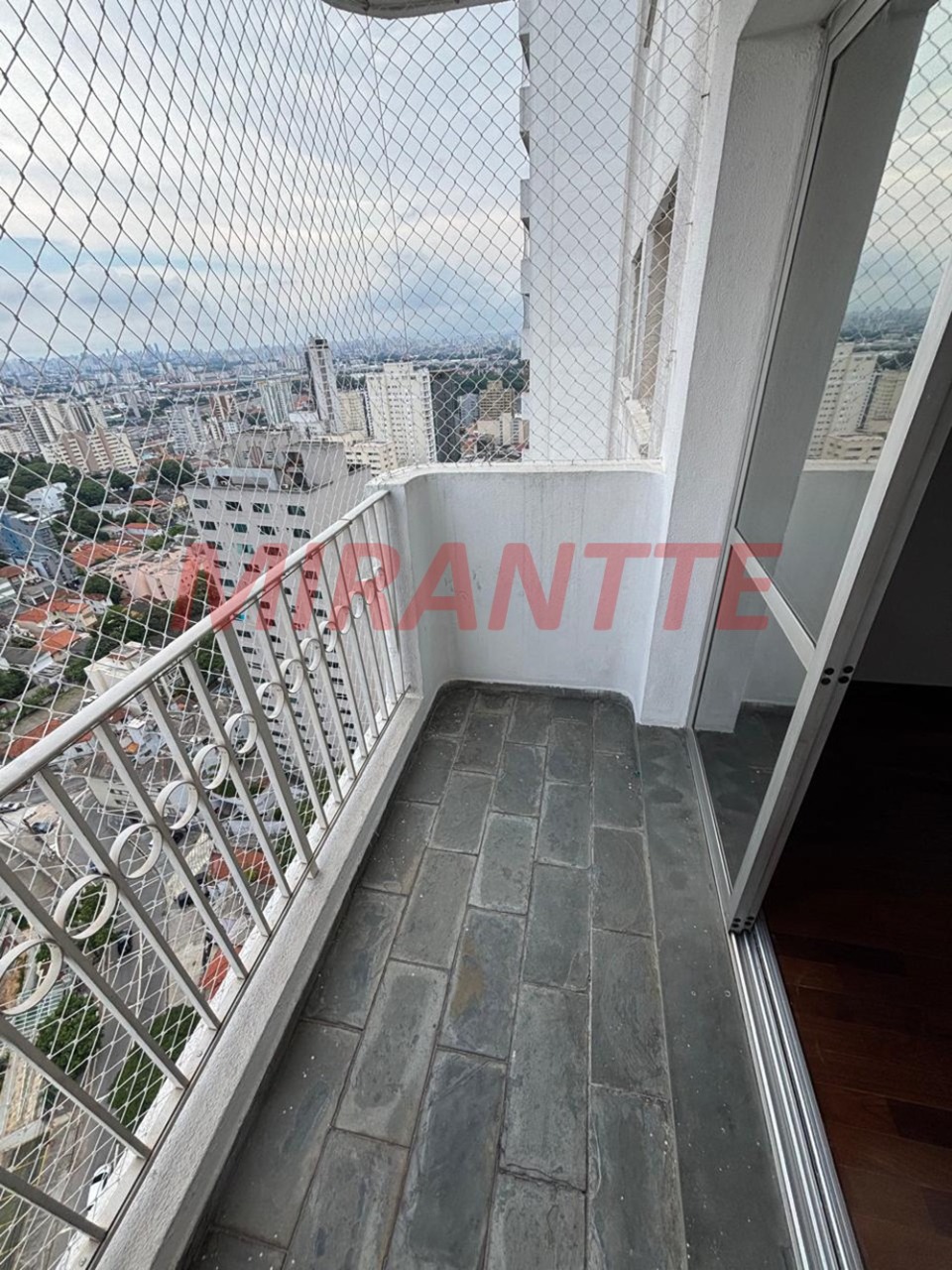 Apartamento de 64m² com 2 quartos em Santana