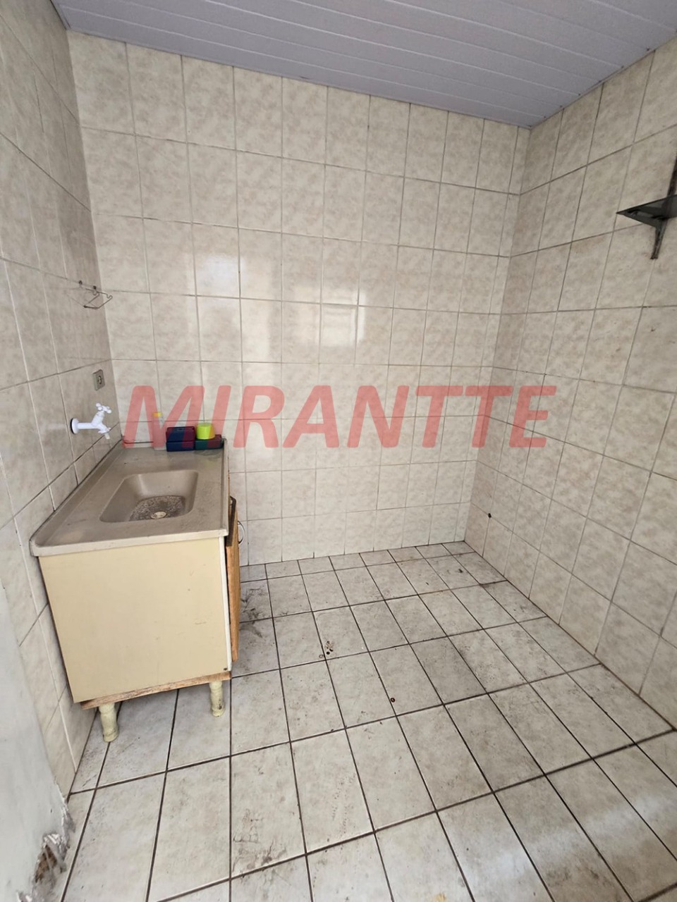 Comercial de 424m² em Água Fria