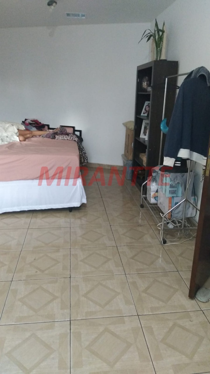 Casa terrea de 258m² com 4 quartos em Imirim