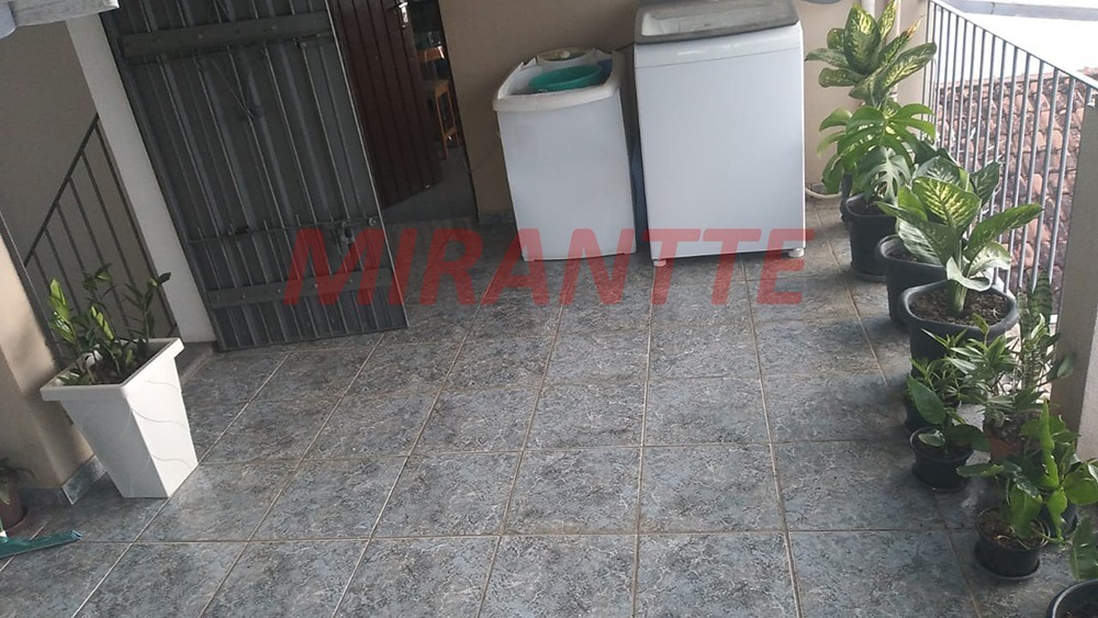 Casa terrea de 258m² com 4 quartos em Imirim