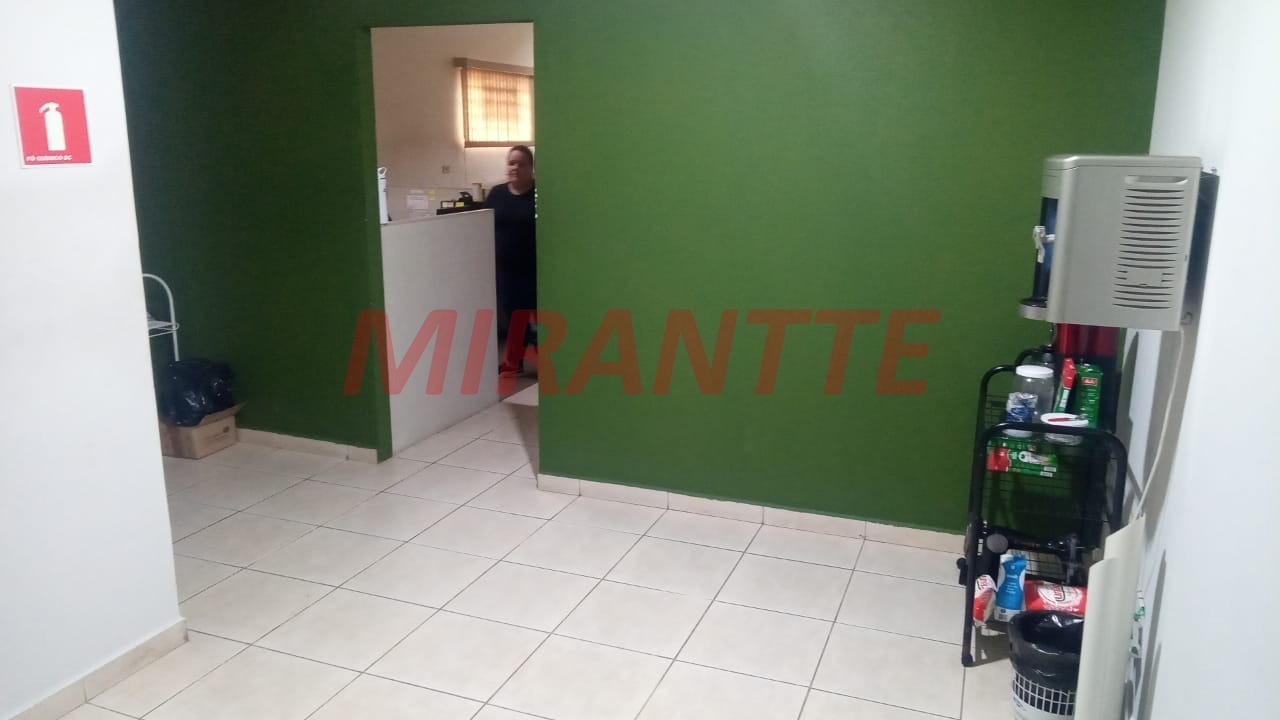Comercial de 280m² em Tremembe