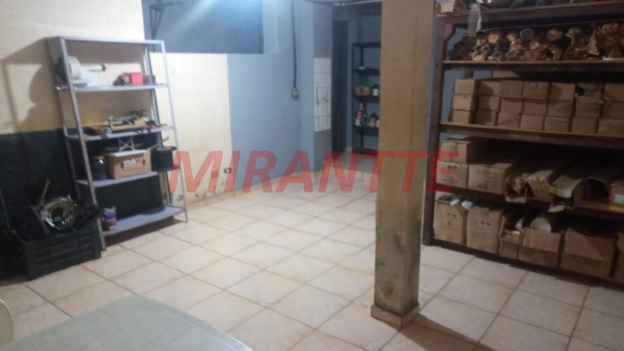 Comercial de 280m² em Tremembe