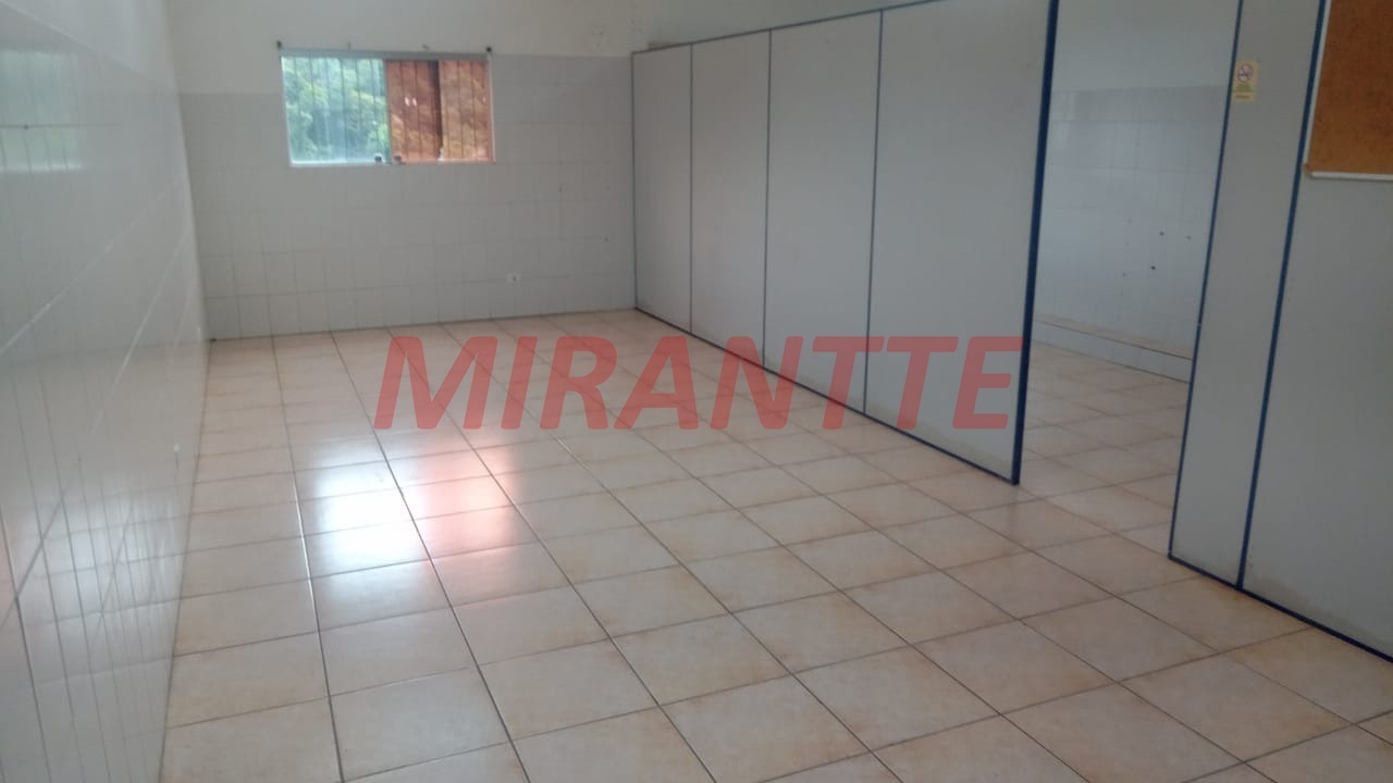 Comercial de 280m² em Tremembe