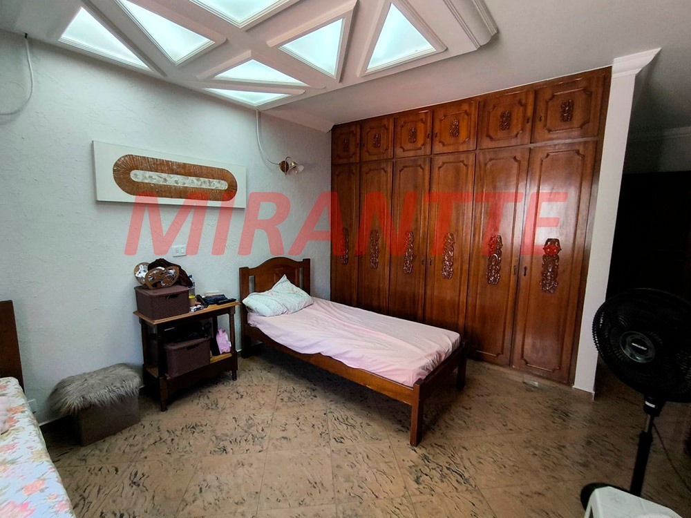 Casa terrea de 352m² com 4 quartos em Água Fria