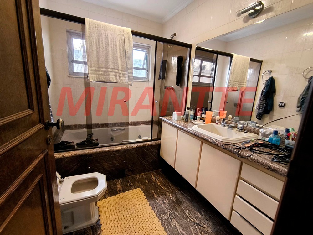 Casa terrea de 352m² com 4 quartos em Água Fria