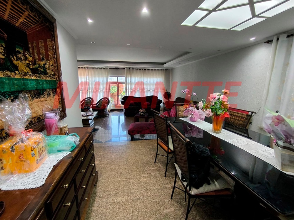 Casa terrea de 352m² com 4 quartos em Água Fria