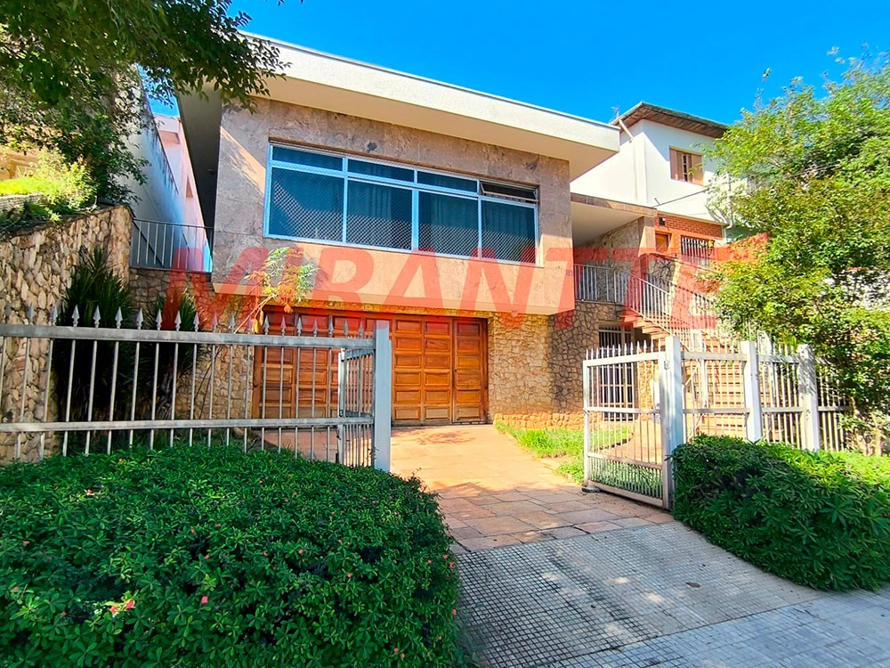 Casa terrea de 352m² com 4 quartos em Água Fria
