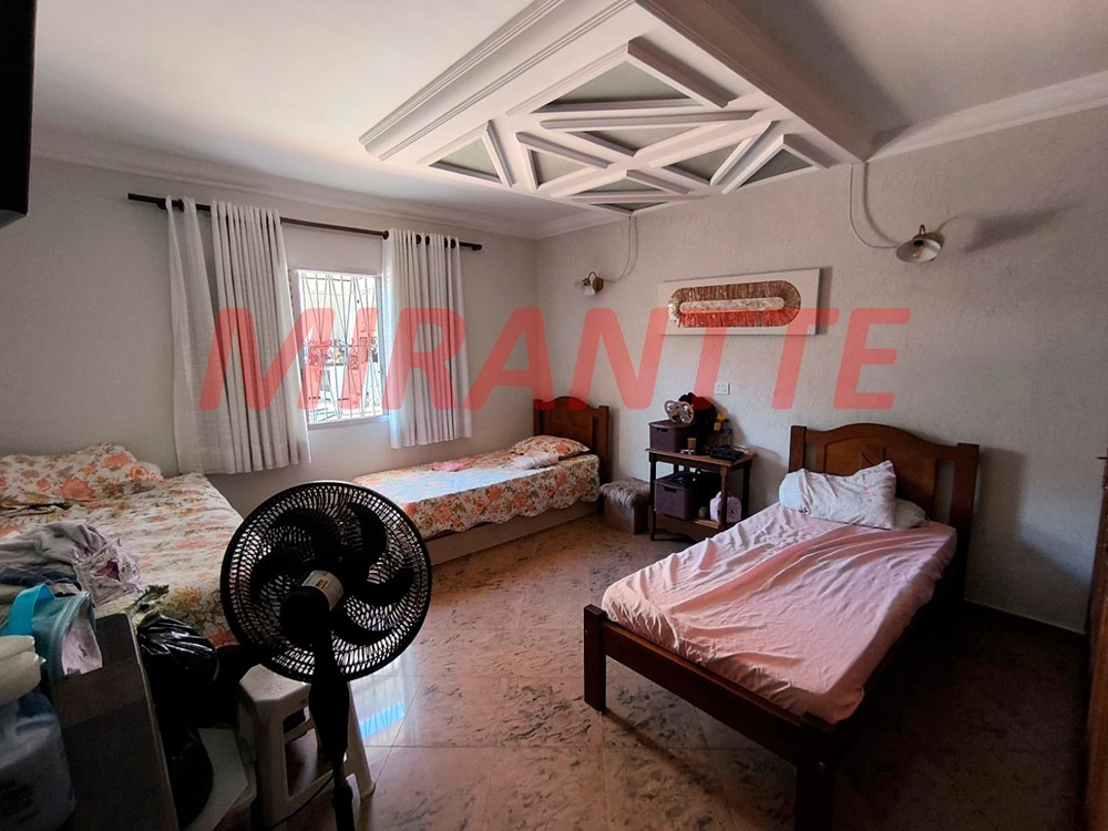 Casa terrea de 352m² com 4 quartos em Água Fria