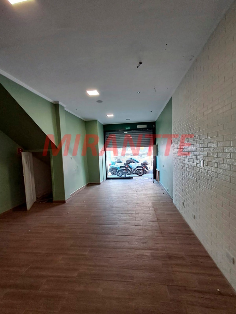 Comercial de 200m² em Santana
