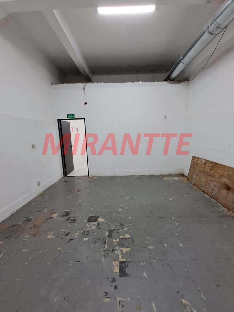 Comercial de 200m² em Santana