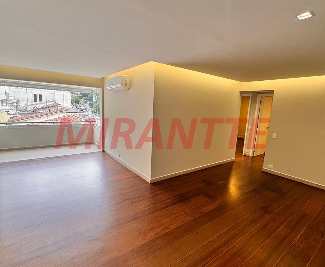 Apartamento de 102m² com 3 quartos em Santana