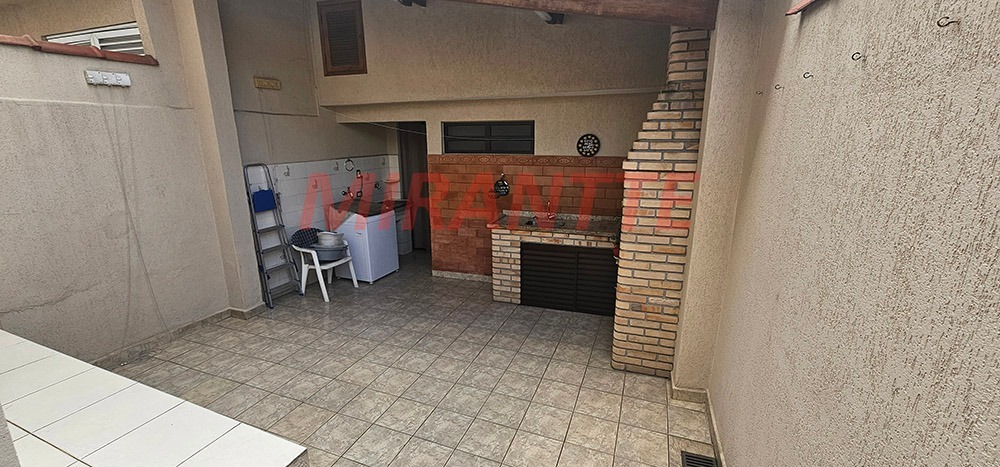 Sobrado de 120m² com 3 quartos em Tremembe