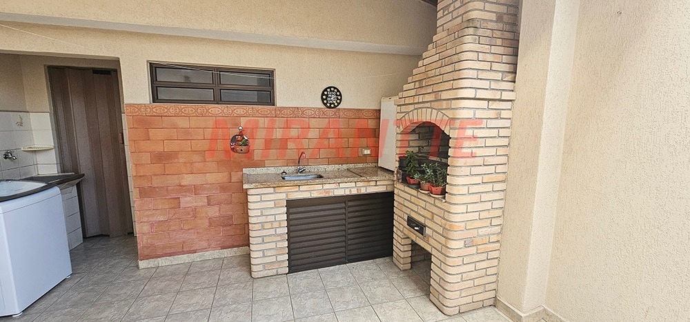 Sobrado de 120m² com 3 quartos em Tremembe