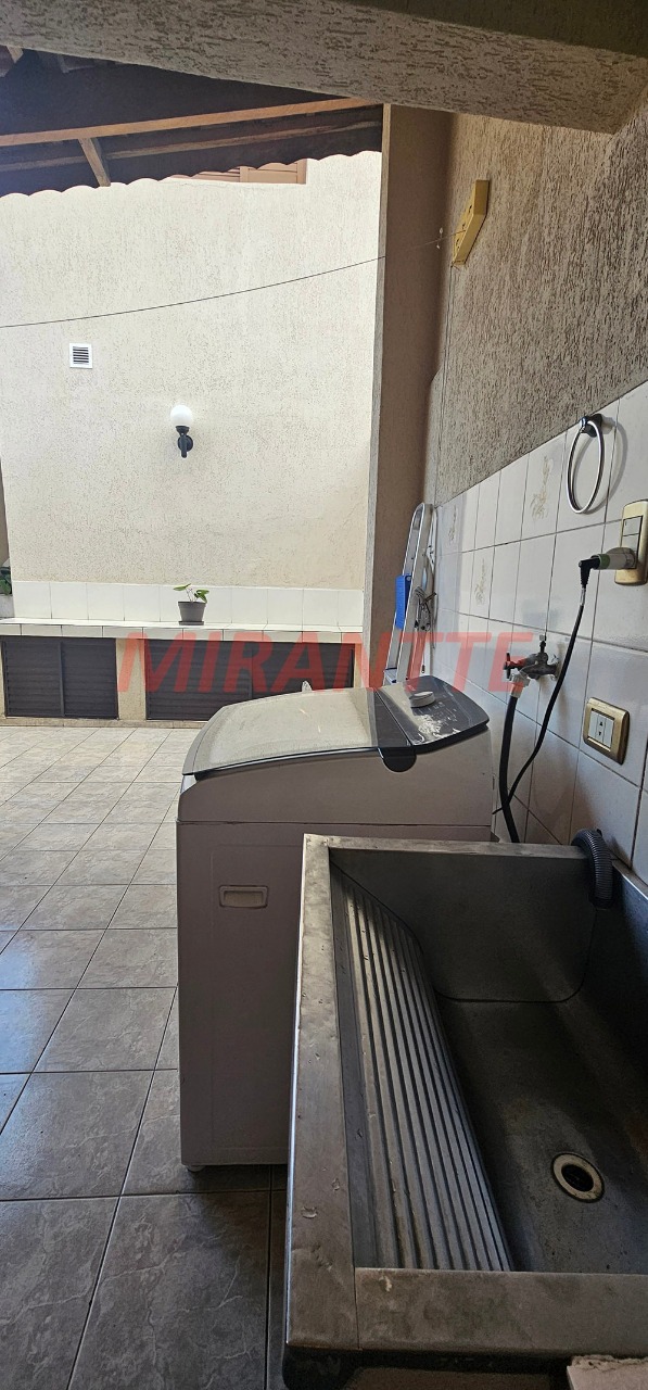 Sobrado de 120m² com 3 quartos em Tremembe
