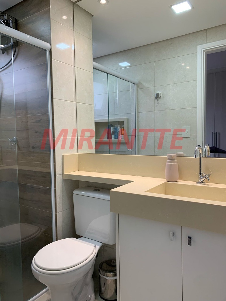 Apartamento de 57m² com 2 quartos em Vila Renata
