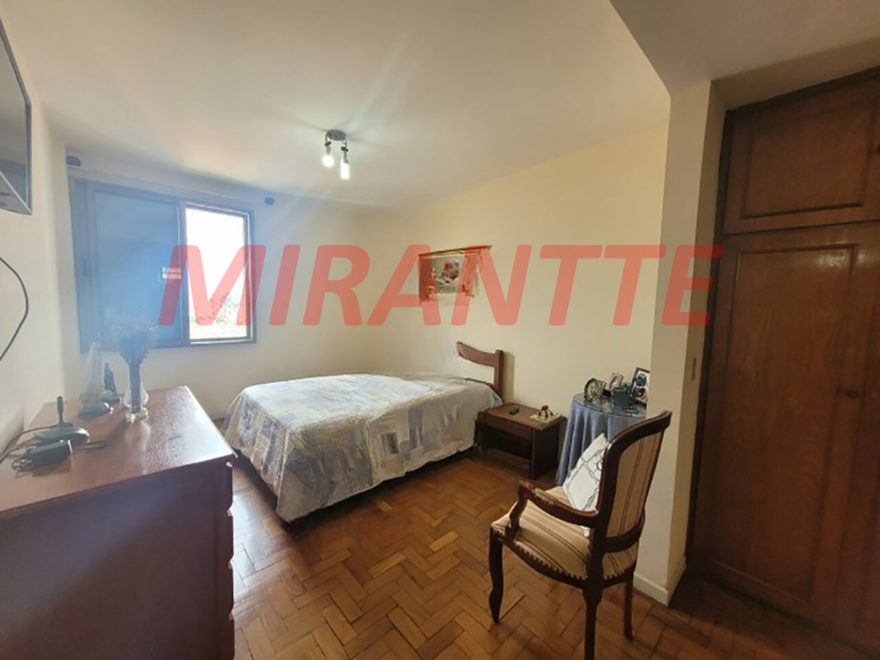 Apartamento de 200m² com 4 quartos em Santana