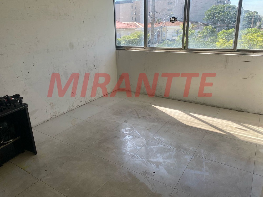 Comercial de 250m² em Casa Verde