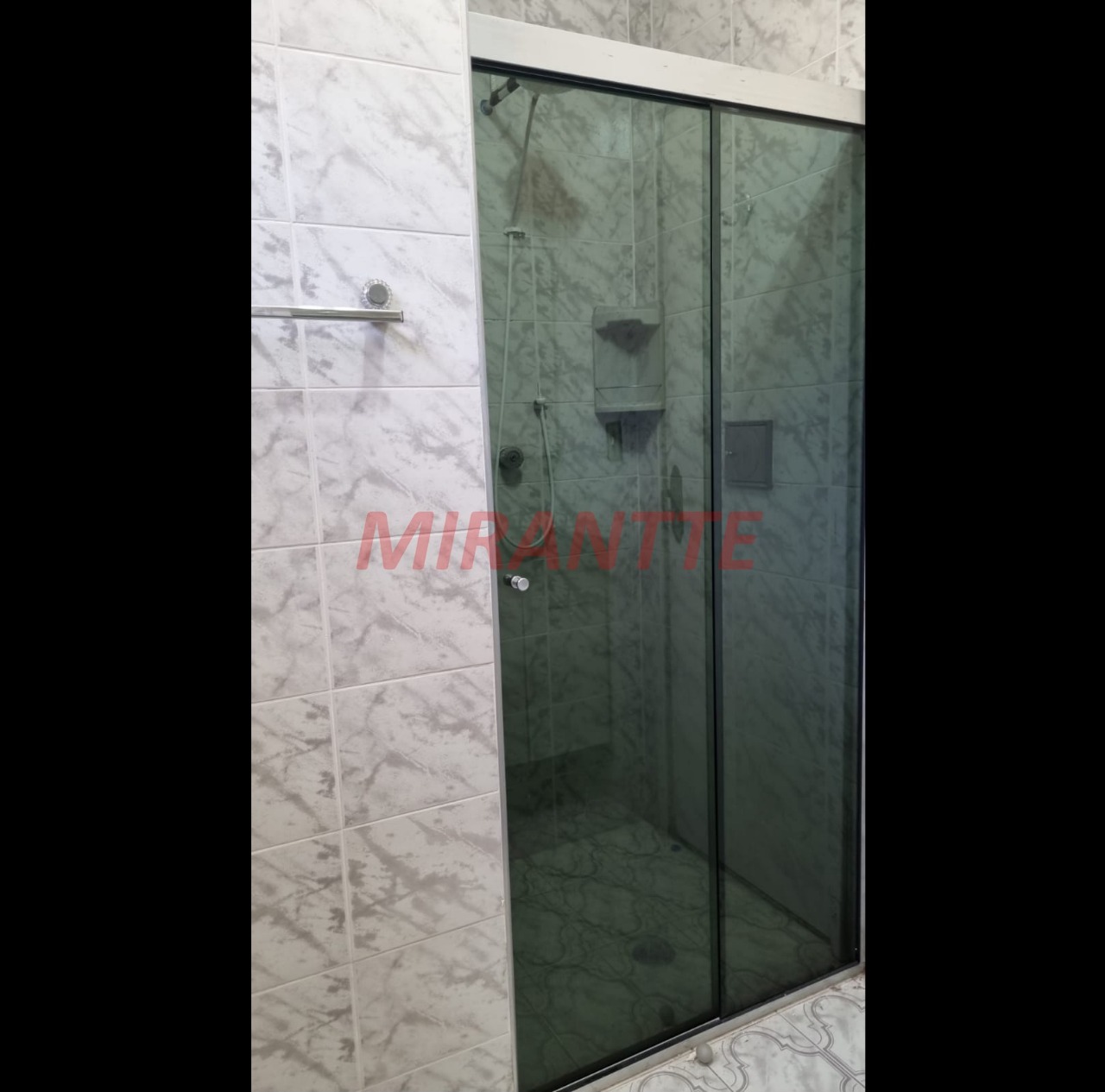 Sobrado de 279m² com 4 quartos em Vila Baruel