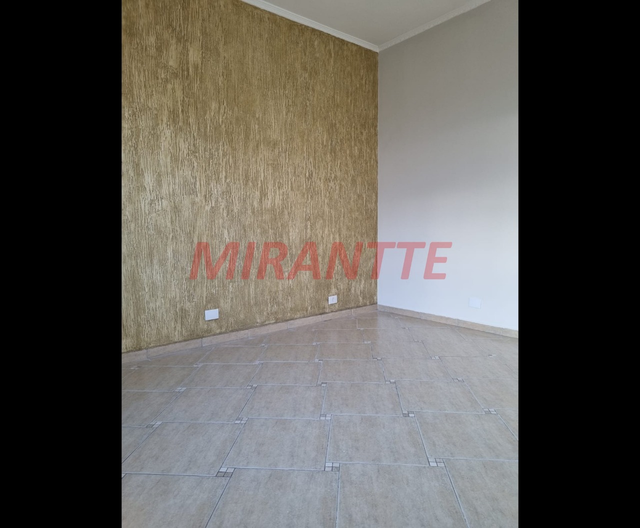 Sobrado de 279m² com 4 quartos em Vila Baruel