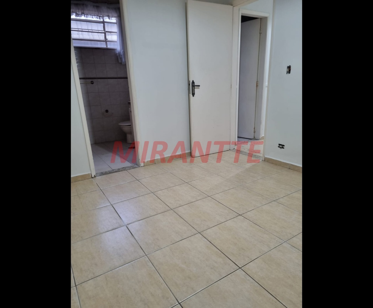 Sobrado de 279m² com 4 quartos em Vila Baruel