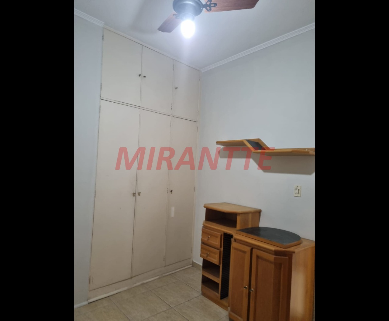 Sobrado de 279m² com 4 quartos em Vila Baruel