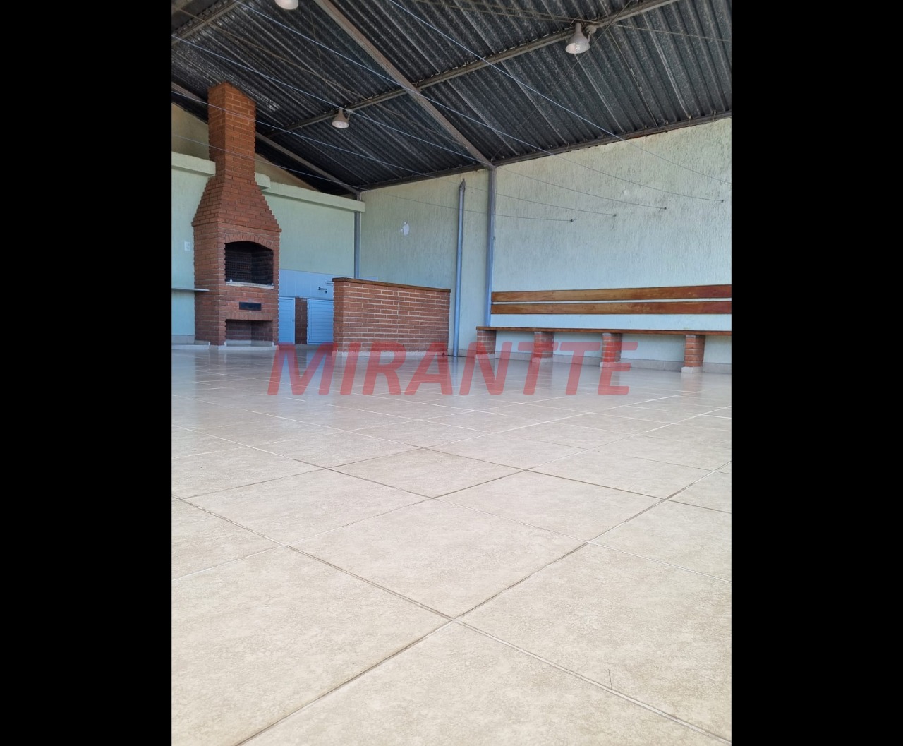 Sobrado de 279m² com 4 quartos em Vila Baruel