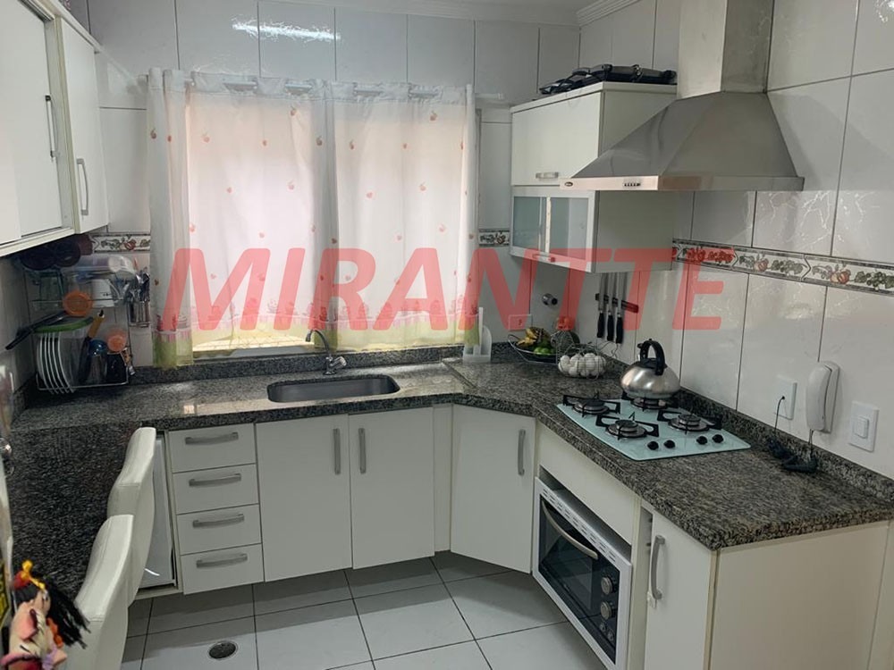 Cond. fechado de 120m² com 3 quartos em Vila Nova Mazzei