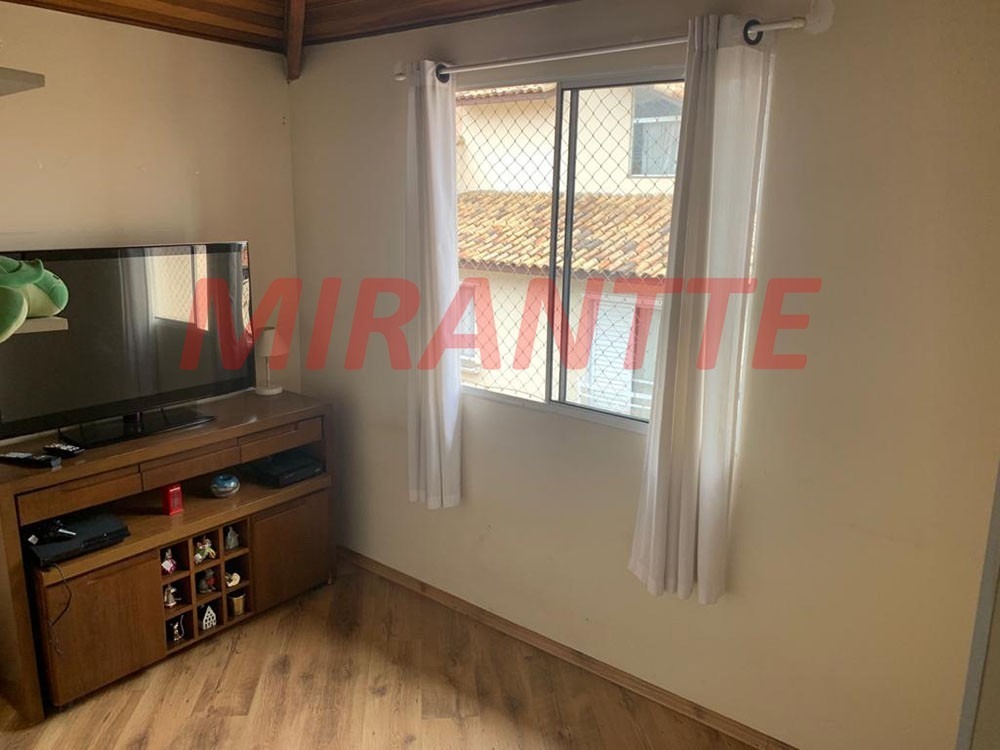 Cond. fechado de 120m² com 3 quartos em Vila Nova Mazzei