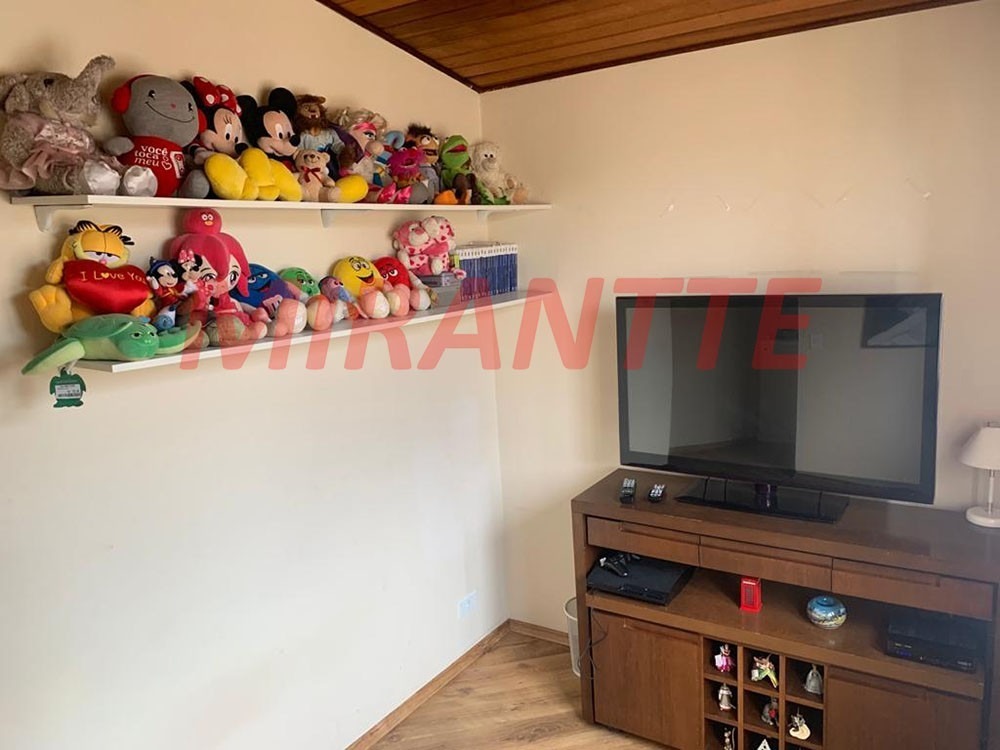 Cond. fechado de 120m² com 3 quartos em Vila Nova Mazzei
