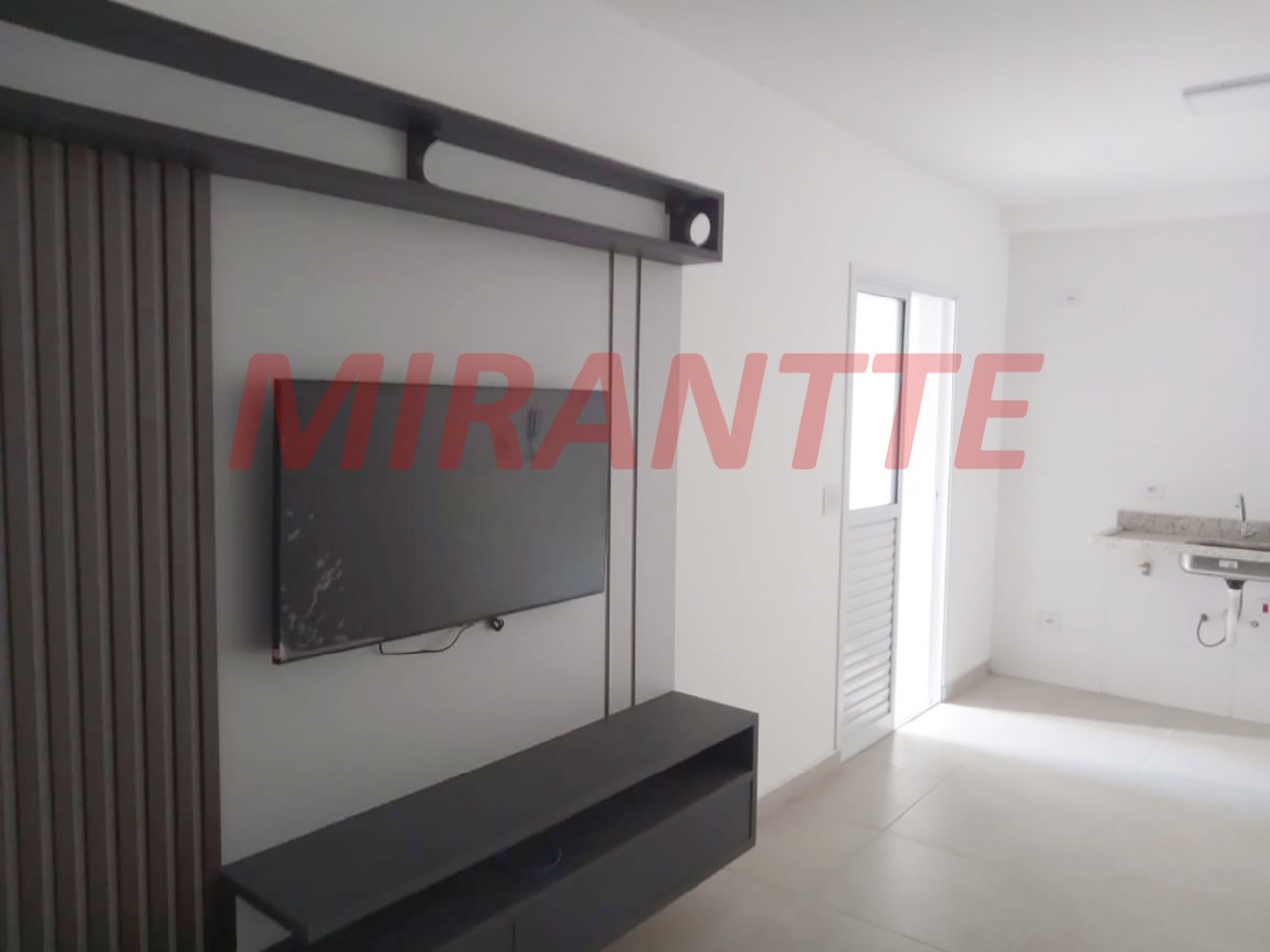 Cond. fechado de 46m² com 2 quartos em Vila Medeiros