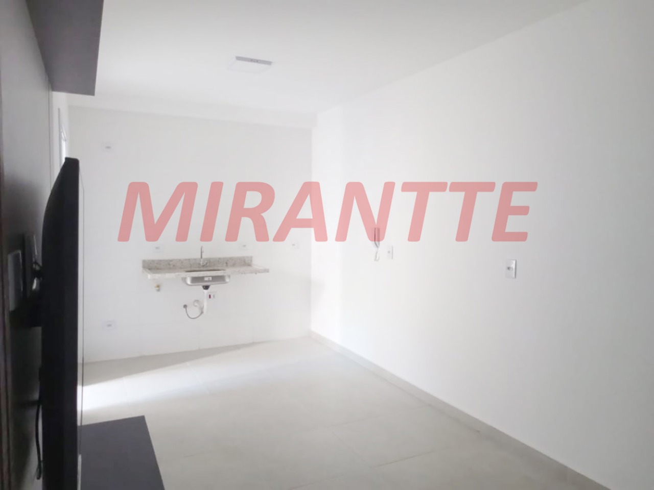 Cond. fechado de 46m² com 2 quartos em Vila Medeiros