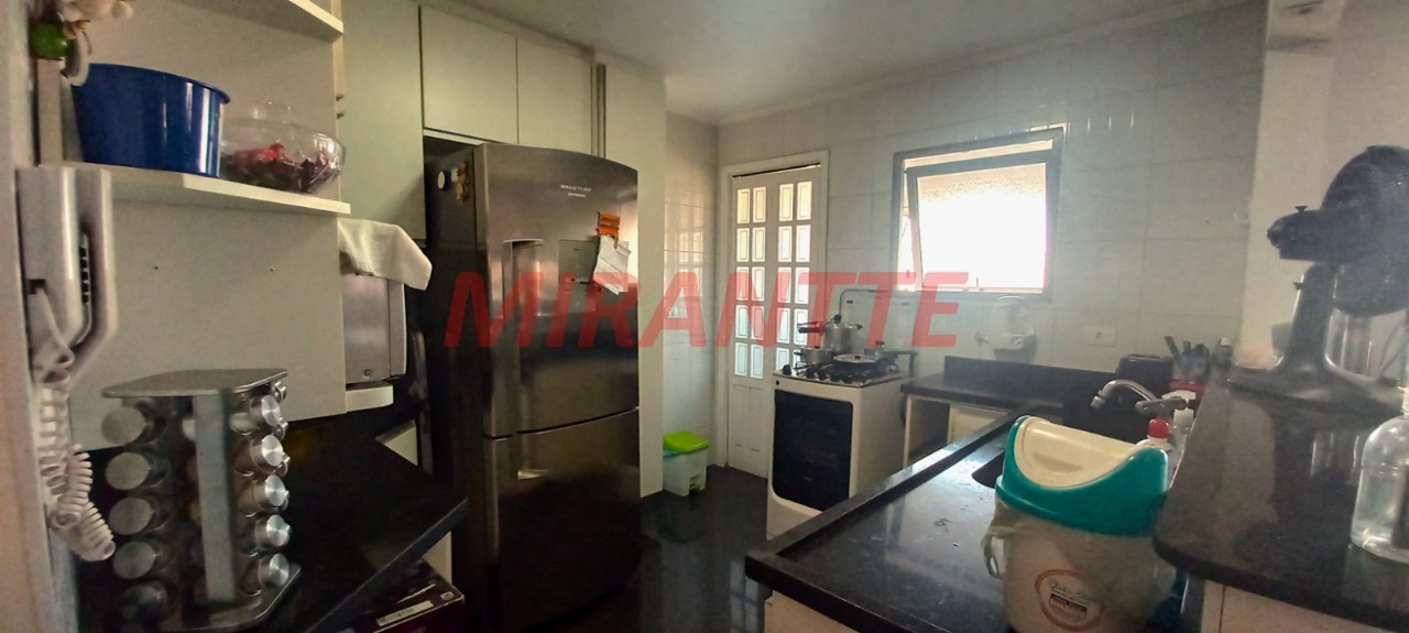 Apartamento de 70m² com 2 quartos em Vila Romero