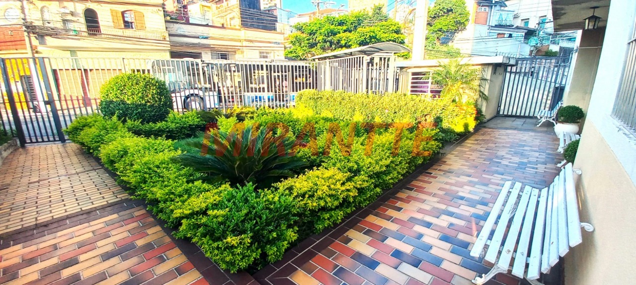 Apartamento de 70m² com 2 quartos em Vila Romero