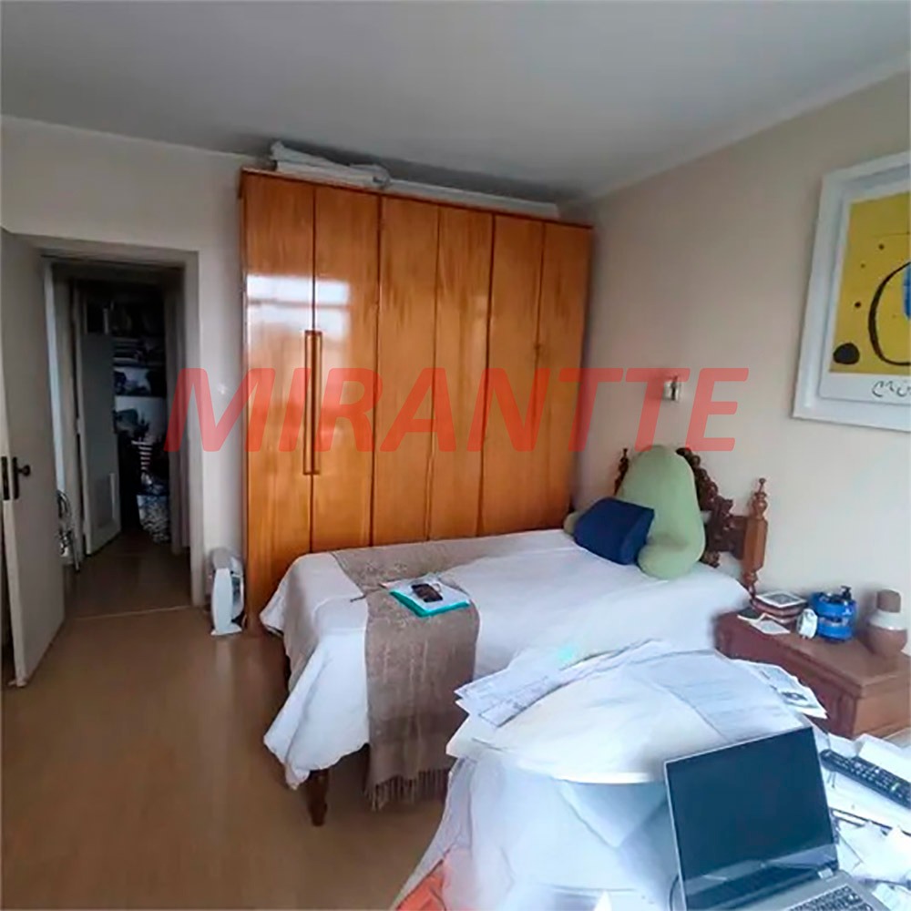 Apartamento de 210m² com 4 quartos em Santana