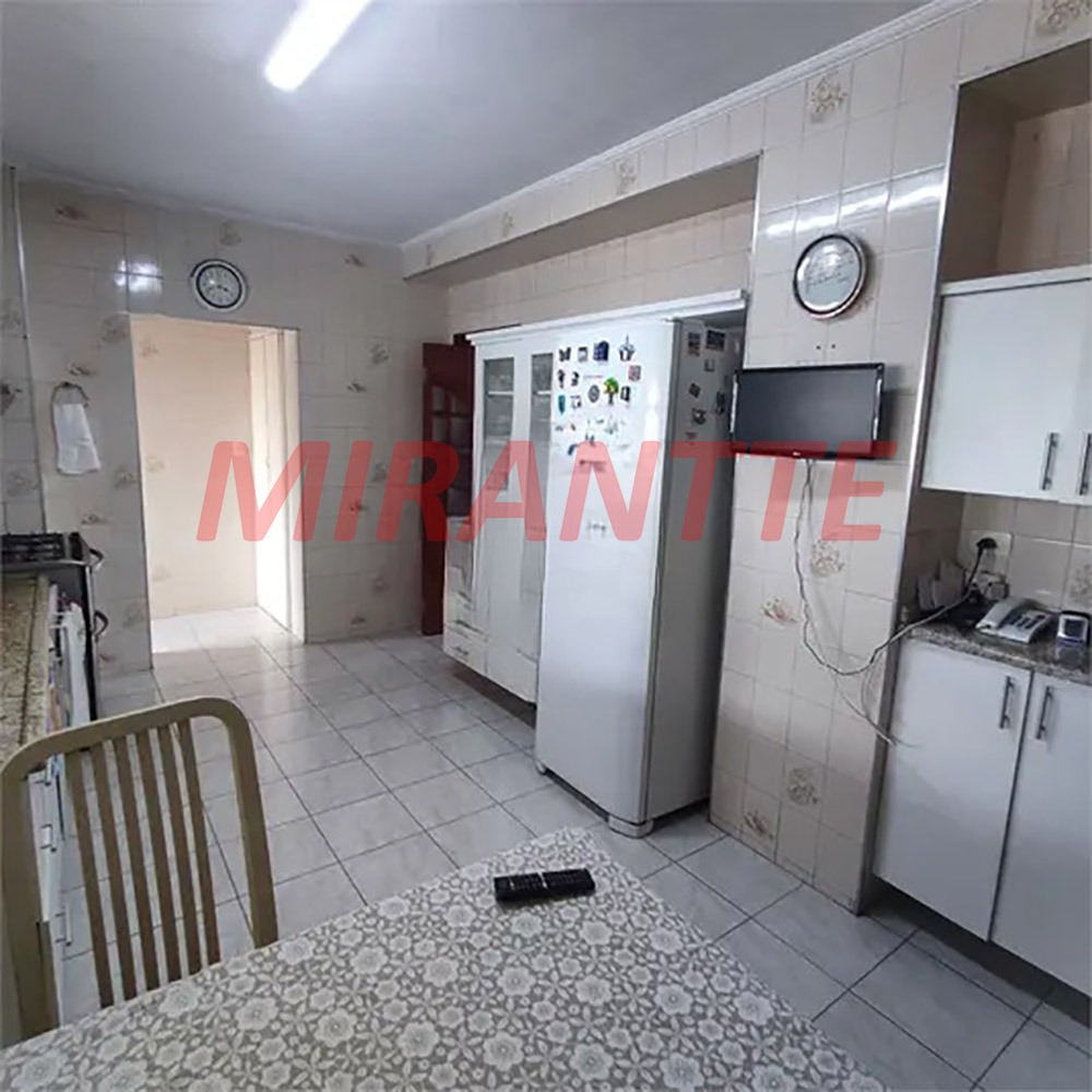 Apartamento de 210m² com 4 quartos em Santana
