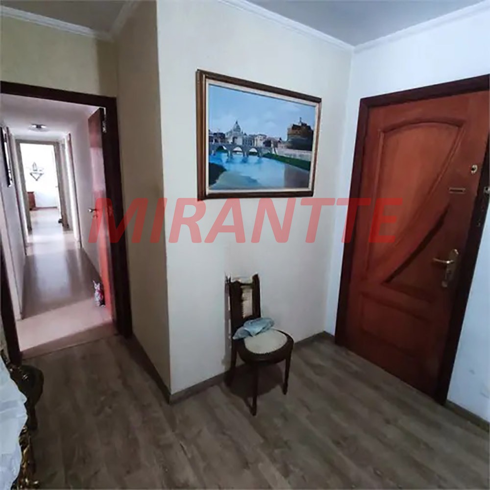 Apartamento de 210m² com 4 quartos em Santana