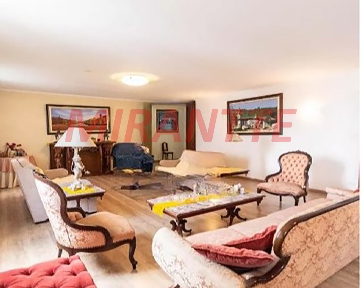 Apartamento de 210m² com 4 quartos em Santana