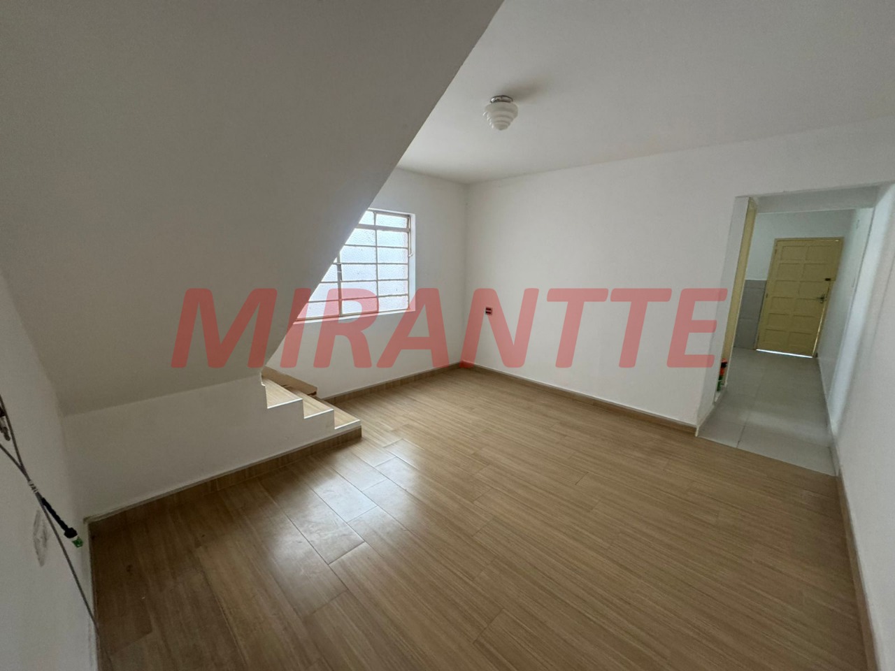 Sobrado de 109m² com 2 quartos em Parque Peruche